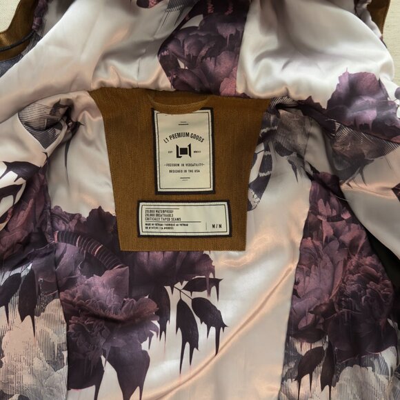 L1 Premium Goods Snowboard Jacket (Size M) - Picture 7 of 15